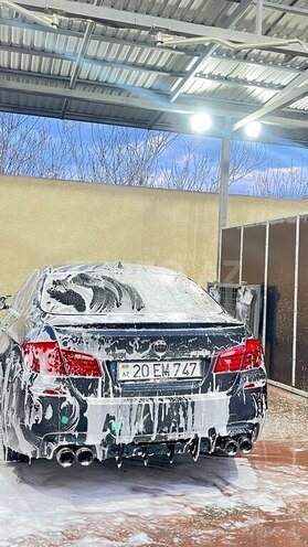 BMW 528-4