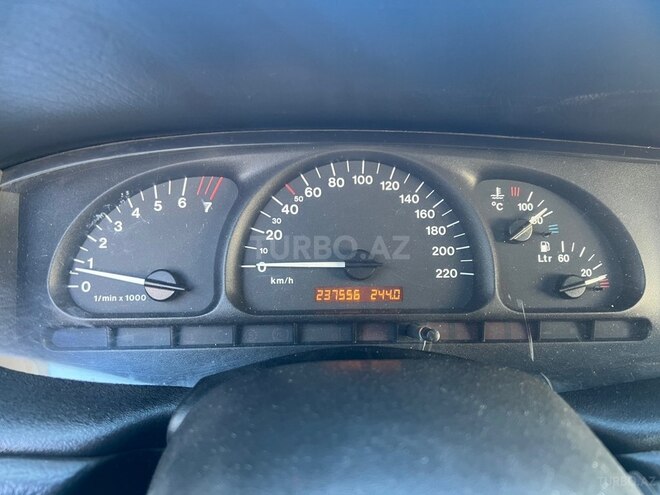 Opel Vectra-6