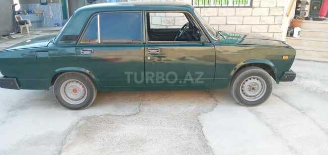 LADA (VAZ) 2107-2