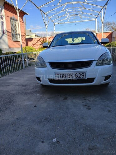 LADA (VAZ) Priora-1
