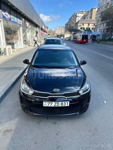 Kia Rio-5