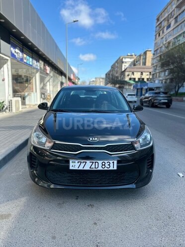 Kia Rio-1