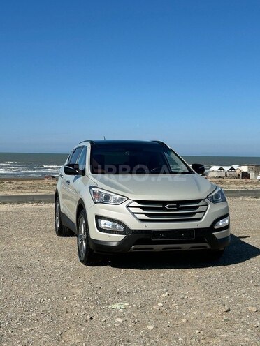 Hyundai Santa Fe-1