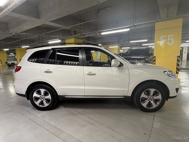 Hyundai Santa Fe-3