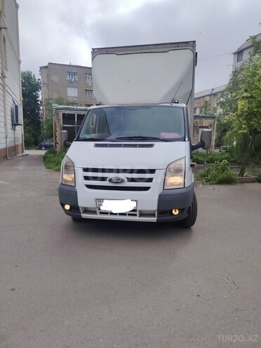 Ford Transit-1