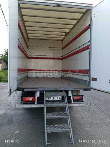 Ford Transit-8