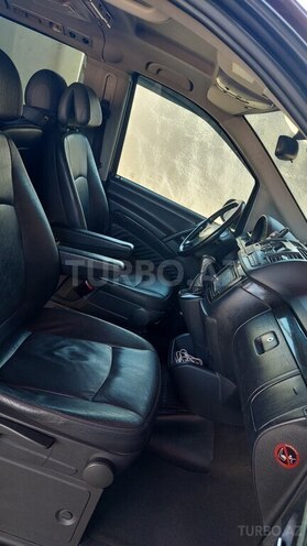 Mercedes Viano-7