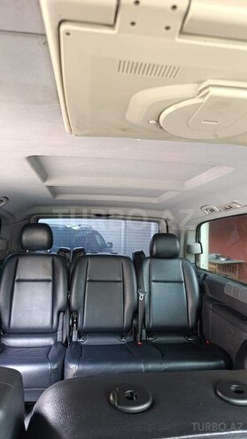Mercedes Viano-8