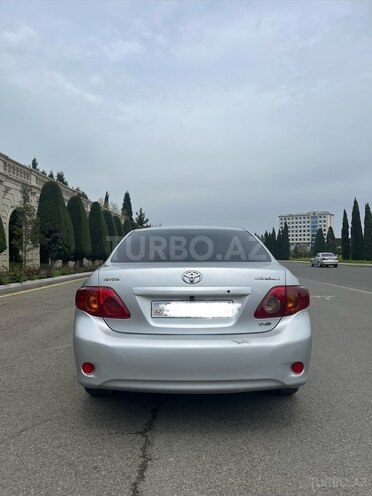 Toyota Corolla-6