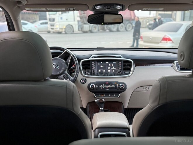 Kia Sorento-17