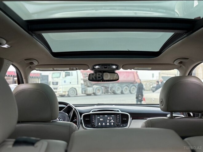Kia Sorento-16