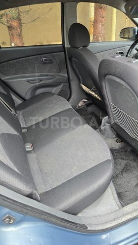 Kia Rio-6