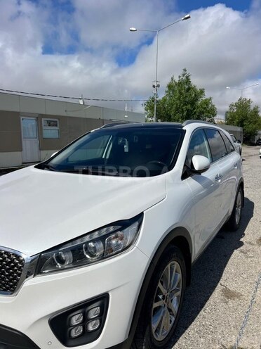 Kia Sorento-12