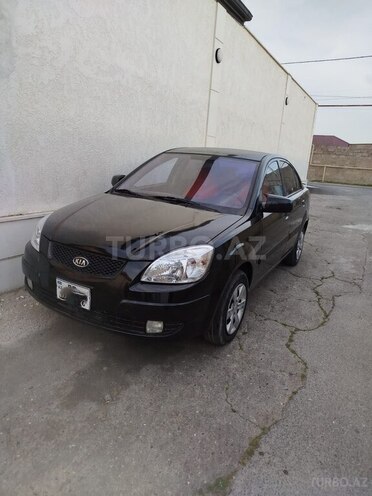 Kia Rio-1