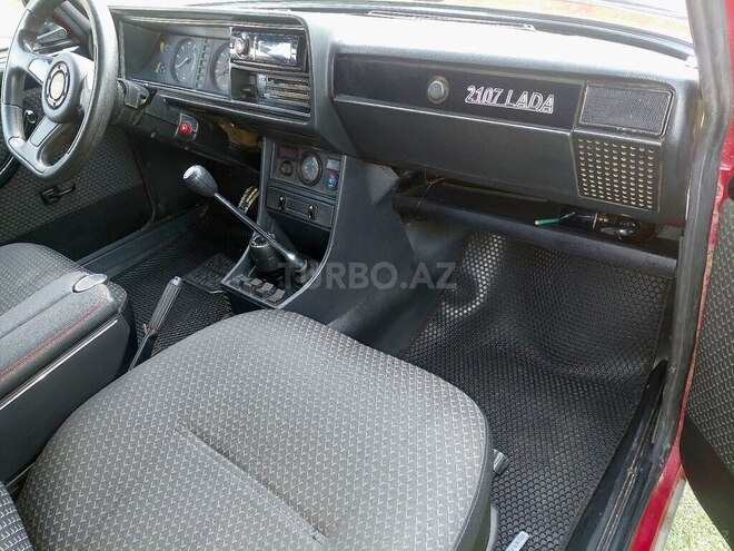 LADA (VAZ) 2107-8