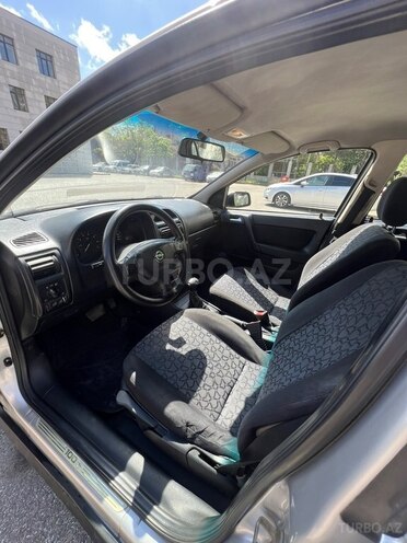 Opel Astra-4