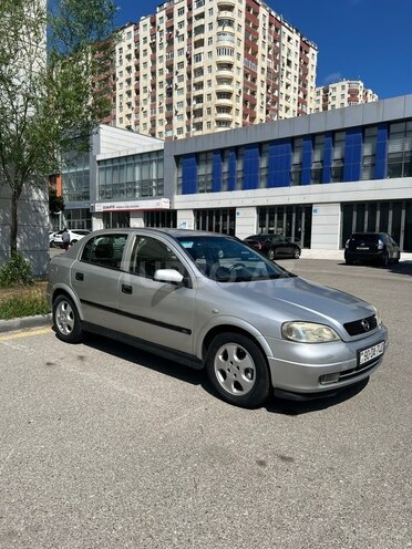Opel Astra-1