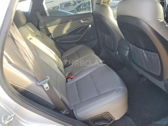Hyundai Santa Fe-10