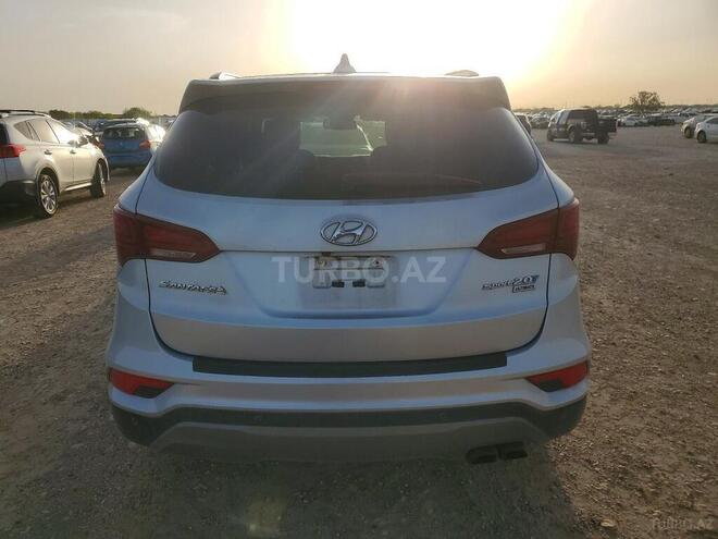 Hyundai Santa Fe-4