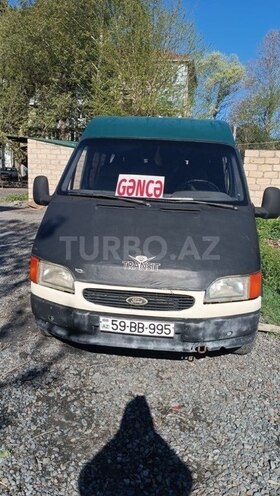 Ford Transit-1