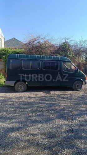 Ford Transit-7