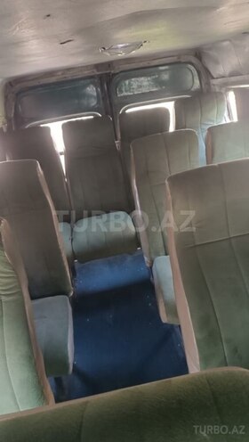 Ford Transit-5