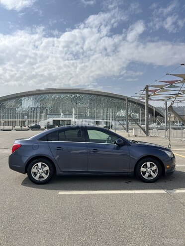 Chevrolet Cruze-6