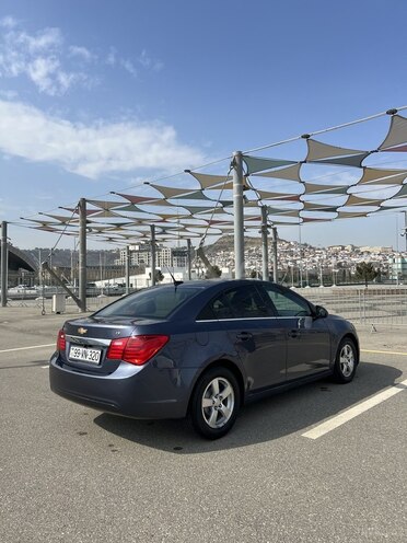 Chevrolet Cruze-8