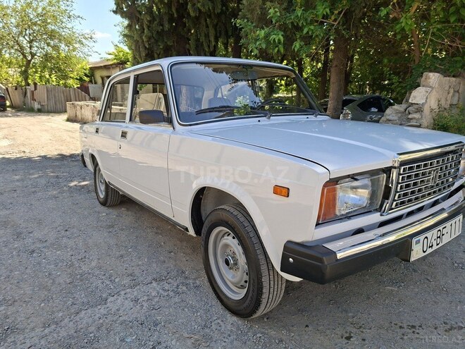 LADA (VAZ) 2107-4