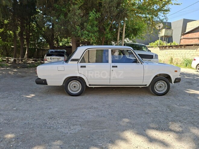 LADA (VAZ) 2107-5