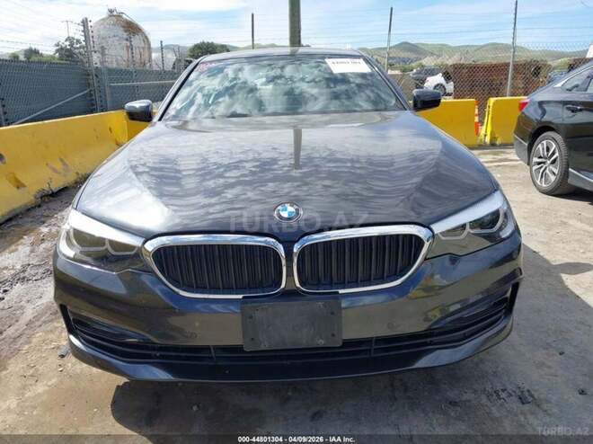 BMW 530-1