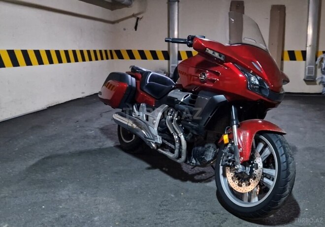 Honda CTX 1300-1