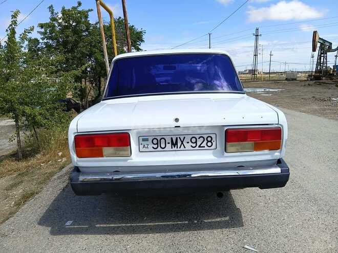 LADA (VAZ) 2107-2
