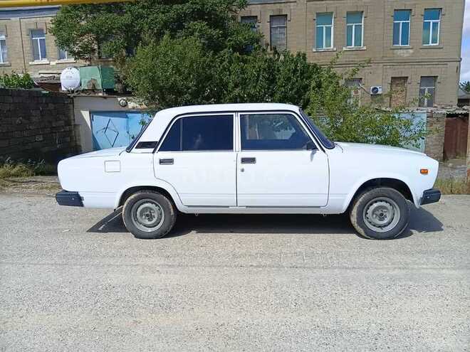 LADA (VAZ) 2107-6