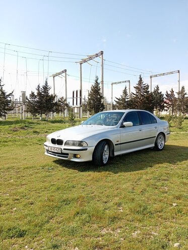 BMW 525-5