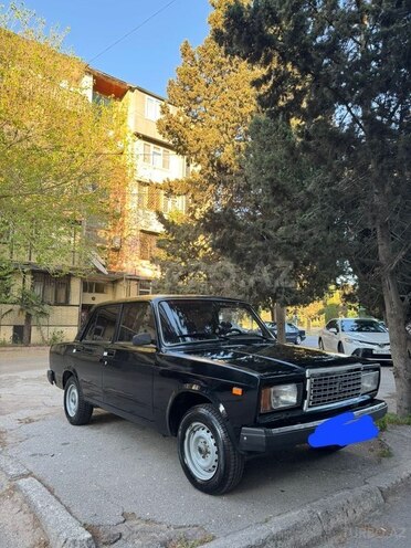 LADA (VAZ) 2107-4