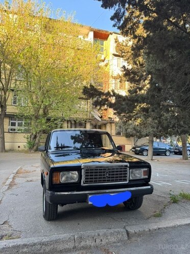 LADA (VAZ) 2107-2