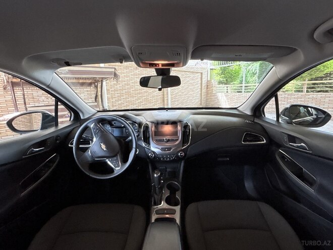 Chevrolet Cruze-8