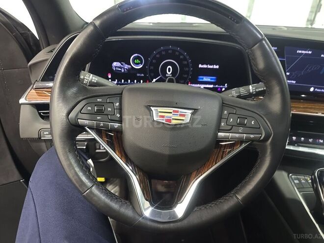 Cadillac Escalade-8