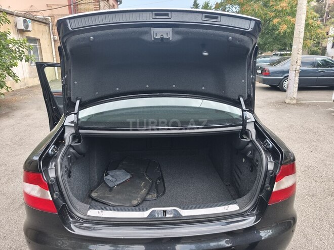 Skoda Superb-5