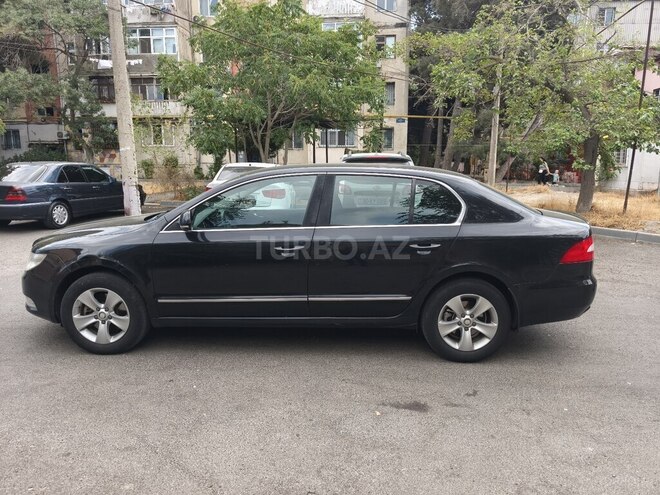 Skoda Superb-8