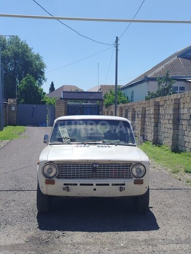 LADA (VAZ) 21011-3