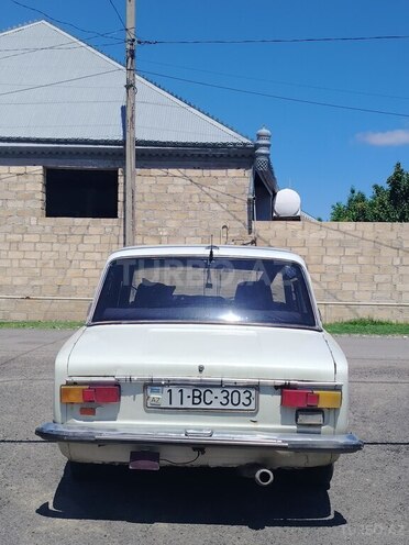 LADA (VAZ) 21011-12