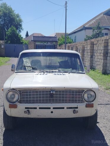LADA (VAZ) 21011-14