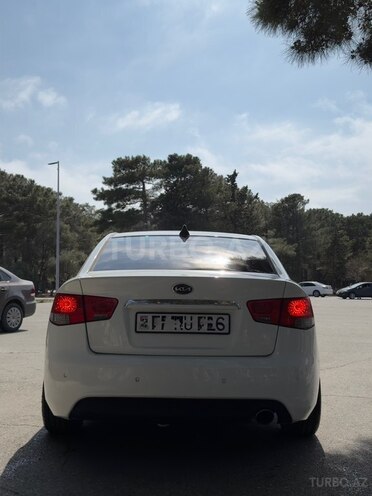 Kia Cerato-4