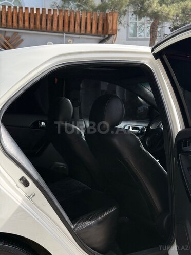 Kia Cerato-9