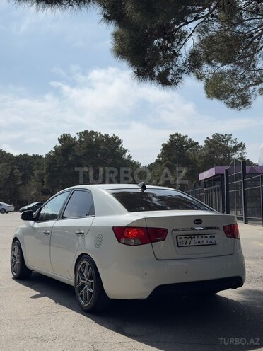 Kia Cerato-3
