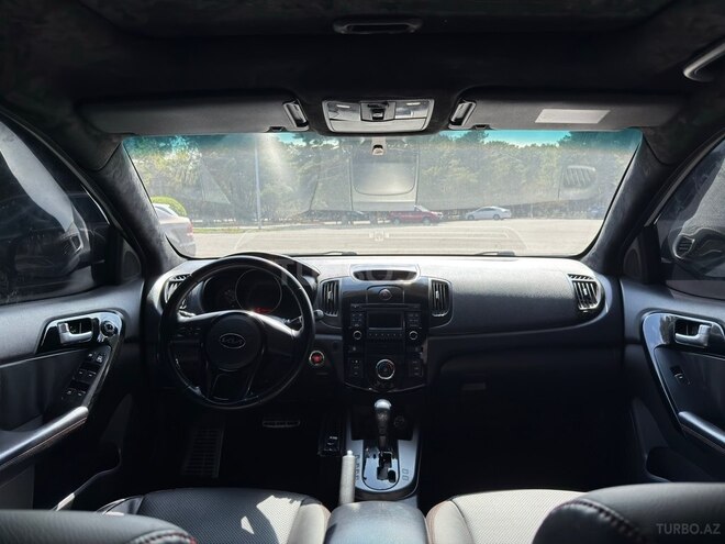 Kia Cerato-7
