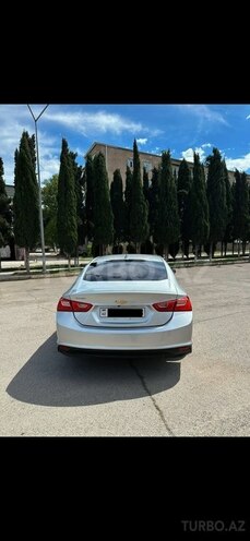 Chevrolet Malibu-2