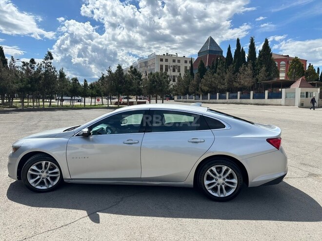 Chevrolet Malibu-5